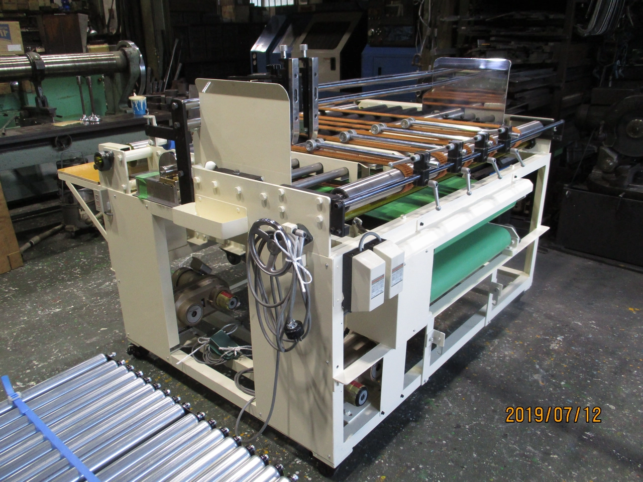 サイド貼りグルア