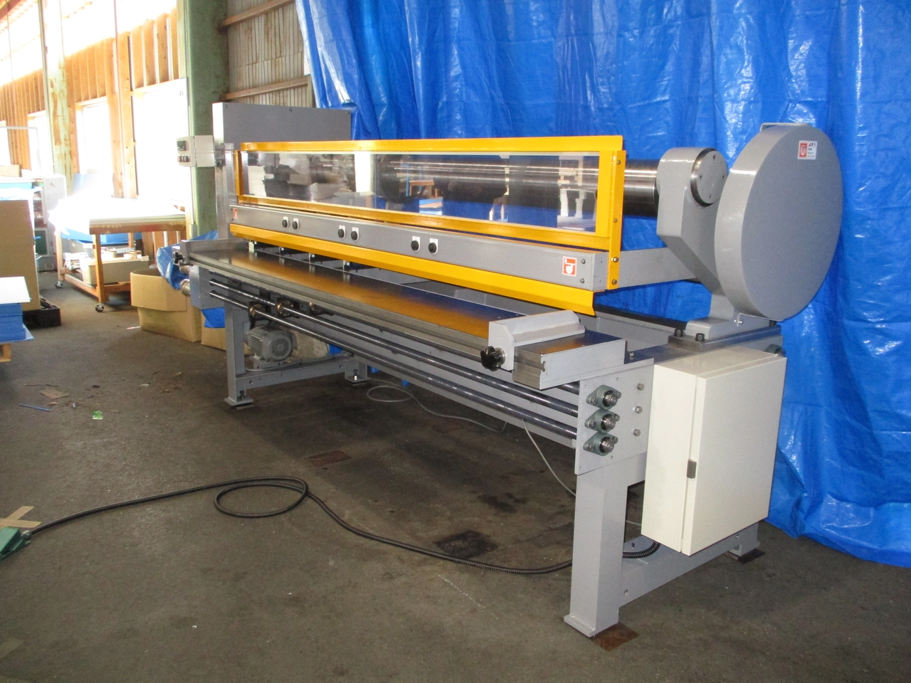 スロッターパンチ